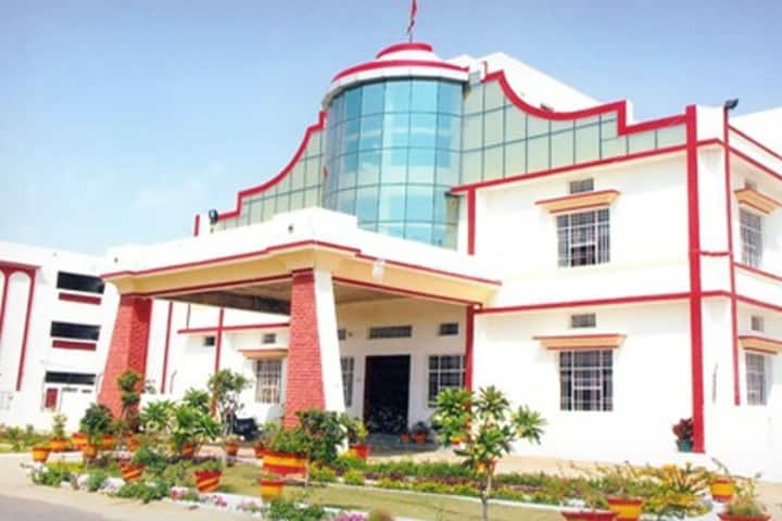 Shanti Niketan College of Education campus in Hisar, Haryana, India — photo 1