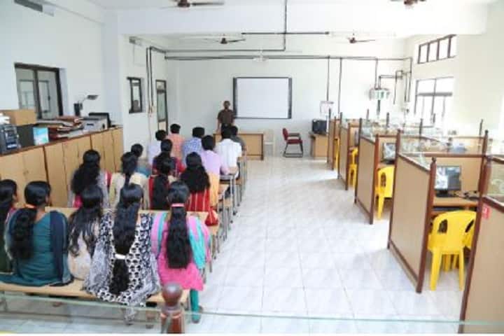 Sree Narayana College of Education campus in Muvattupuzha, Kerala, India — photo 3