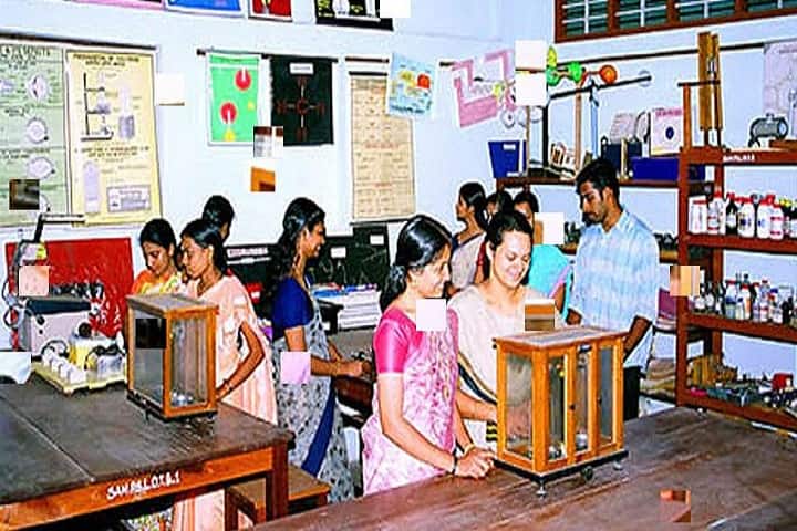 Sahodaran Ayyappan Memorial College of Education campus in Manakunnam, Kerala, India — photo 2