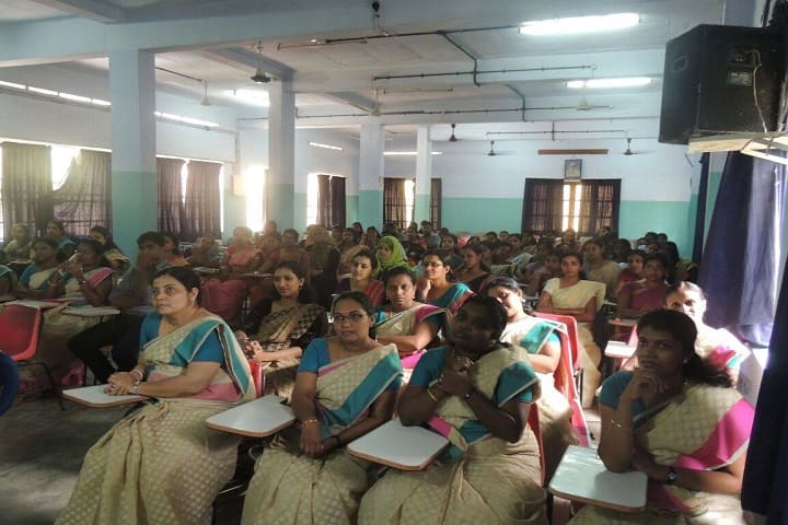Sahodaran Ayyappan Memorial College of Education campus in Manakunnam, Kerala, India — photo 4