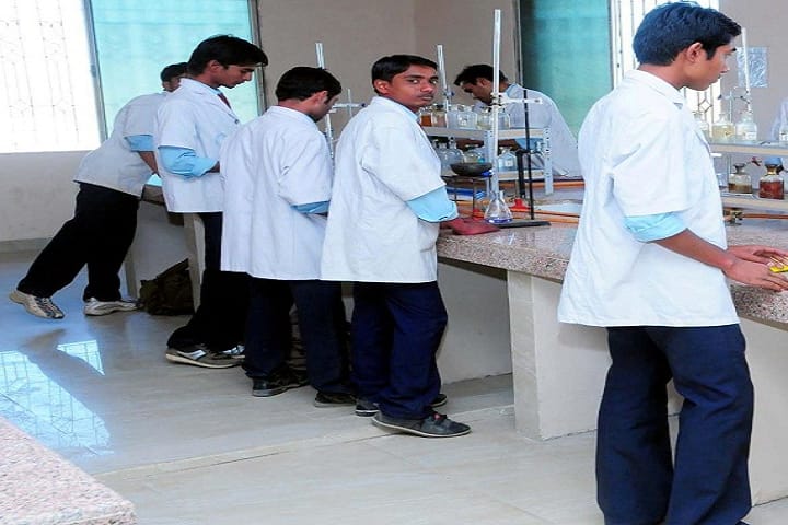 P Wadhwani College of Pharmacy campus in Yavatmal, Maharashtra, India — photo 6