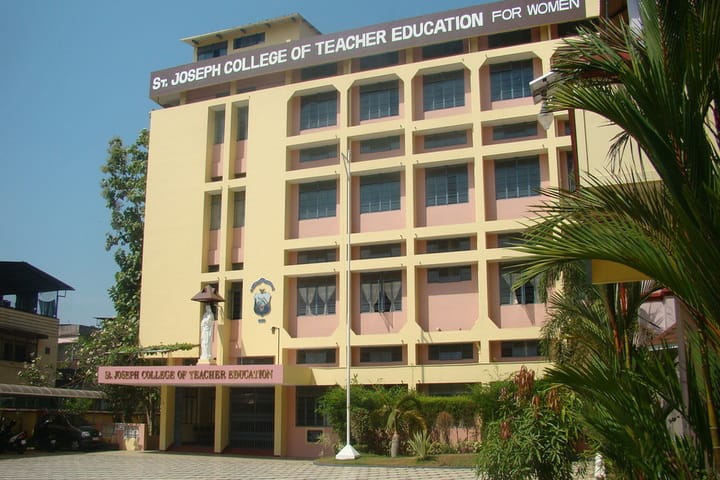 St Joseph College of Teacher Education for Women campus in Ernakulam, Kerala, India — photo 1