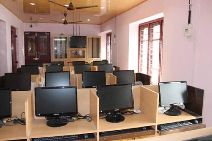 SNM Training College campus in Moothakunnam, Kerala, India — photo 4