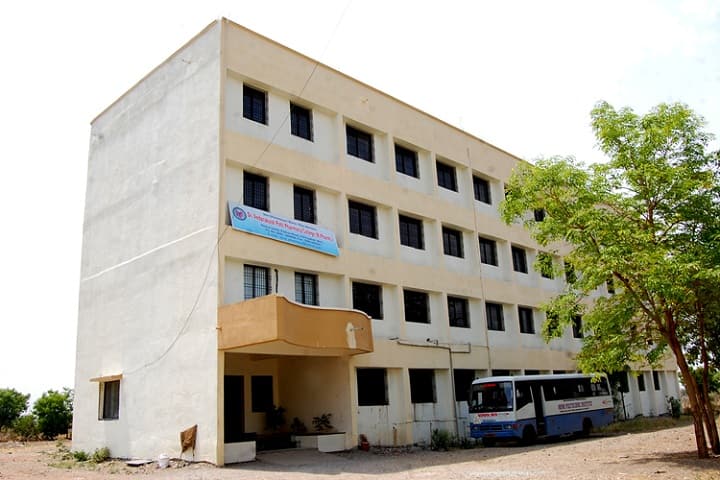 Shri Dhaneshwari Manav Vikas Mandal's Diploma in Pharmacy Institute campus in Aurangabad, Maharashtra, India — photo 1
