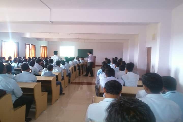 Shri Dhaneshwari Manav Vikas Mandal's Diploma in Pharmacy Institute campus in Aurangabad, Maharashtra, India — photo 2