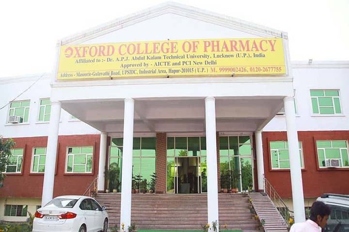 Oxford College of Pharmacy campus in Ghaziabad, Uttar Pradesh, India — photo 1