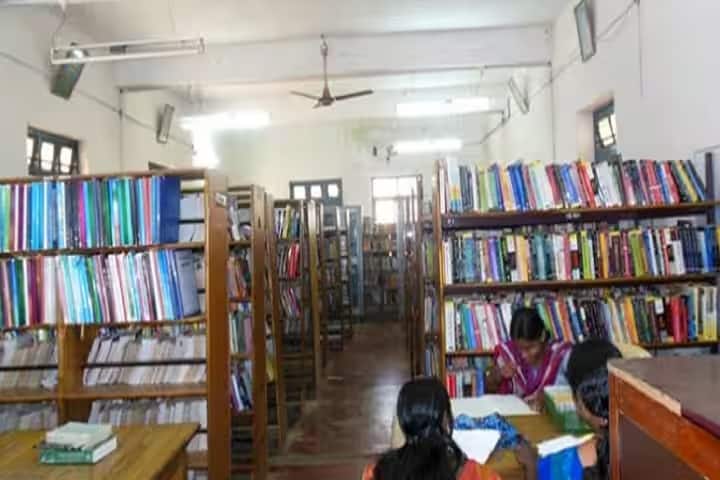 Government First Grade College campus in Chikkamagaluru, Karnataka, India — photo 3