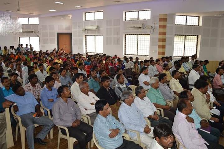 Vijayanagara Sri Krishnadevaraya University campus in Ballari, Karnataka, India — photo 2