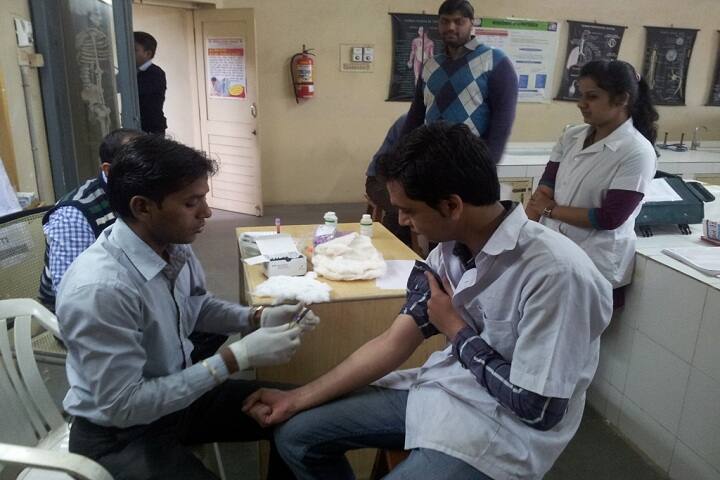 Shri BM Shah College of Pharmacy campus in Modasa, Gujarat, India — photo 6