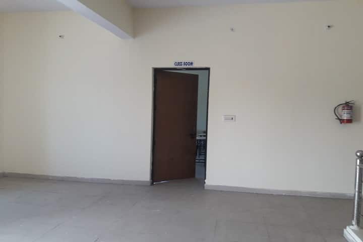 Shri Bhoopal Singh SBS College of Pharmacy campus in Moradabad, Uttar Pradesh, India — photo 4