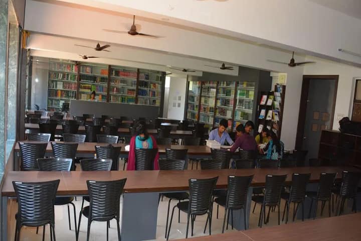 Shri DD Vispute College of Pharmacy and Research Center campus in Panvel, Maharashtra, India — photo 2