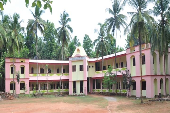 Kunhathumma Memorial College of Teacher Education campus in Areacode, Kerala, India — photo 1
