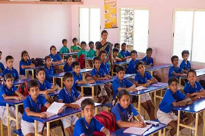 Sri Shambulingeshwara College of Education campus in Mandya, Karnataka, India — photo 6