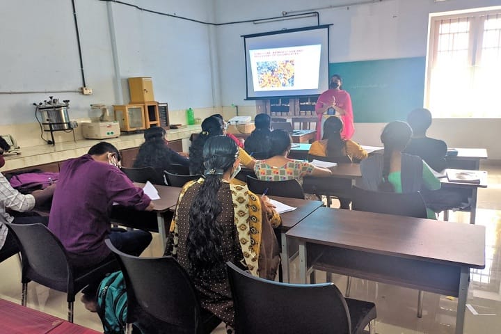 Sree Narayana College campus in Thiruvananthapuram, Kerala, India — photo 3
