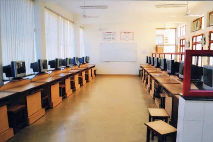 Indus College of Education campus in Rohtak, Haryana, India — photo 3