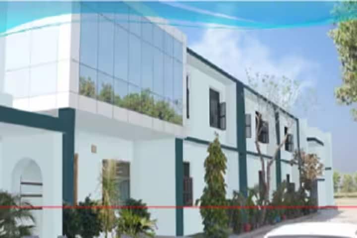 Sarv Hind College of Education campus in Rewari, Haryana, India — photo 1