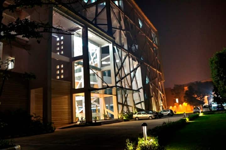 IMT Ghaziabad campus in Ghaziabad, Uttar Pradesh, India — photo 2
