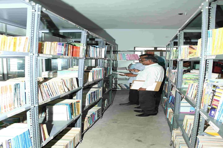 Mangayarkarasi College of Education campus in Madurai, Tamil Nadu, India — photo 5
