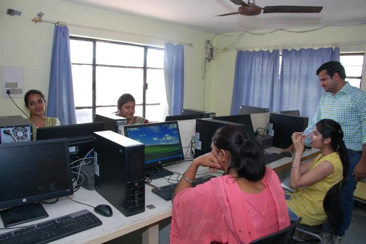 SD College of Education campus in Panipat, Haryana, India — photo 4