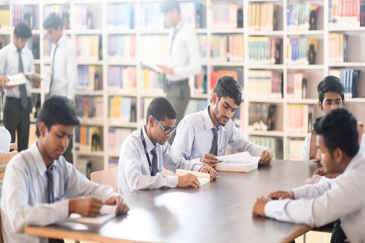 Dr Radhakrishnan Institute of Technology campus in Jaipur, Rajasthan, India — photo 2