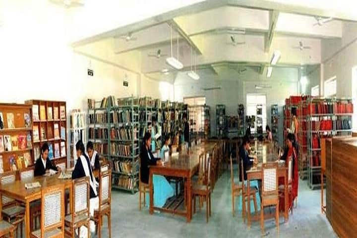 Smt Narayani Devi Verma Women Teachers Training College campus in Bhilwara, Rajasthan, India — photo 2