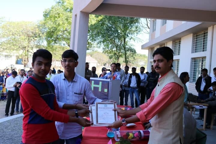 Shree HN Shukla College of Teacher Education campus in Rajkot, Gujarat, India — photo 4