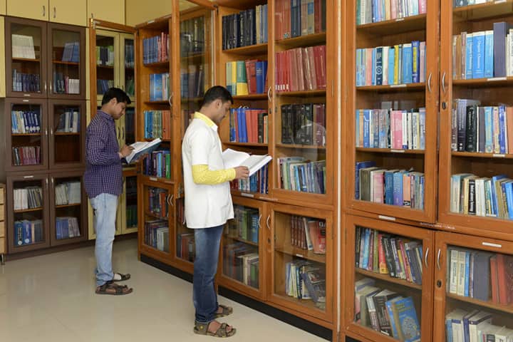 Shree Santkrupa College of Pharmacy campus in Satara, Maharashtra, India — photo 6
