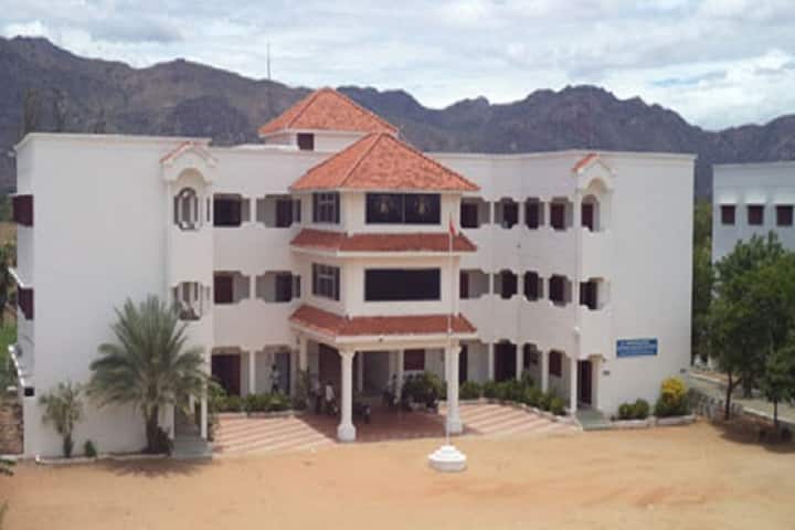 Thiruvalluvar College of Education for Women campus in Madurai, Tamil Nadu, India — photo 1