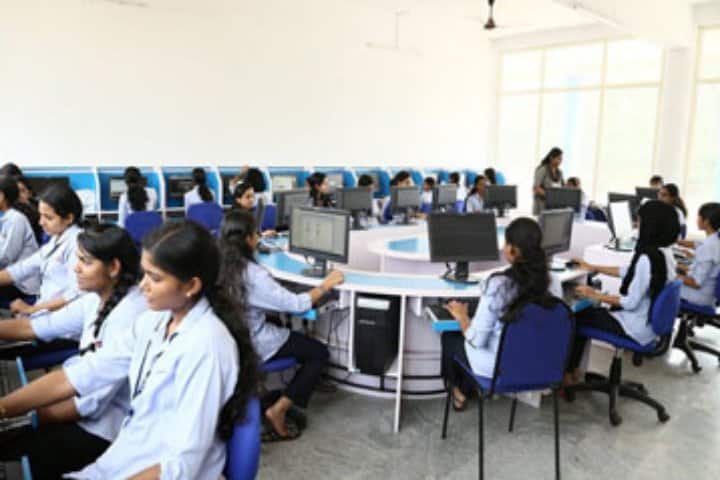 Holy Grace Academy of Engineering campus in Thrissur, Kerala, India — photo 3