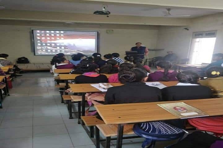 Seth Soorji Vallabhdas Arts and commerce College campus in Kutch, Gujarat, India — photo 2
