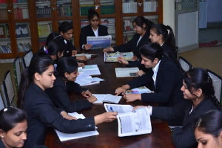 Prof AD Bohra Memorial Women Law College campus in Jodhpur, Rajasthan, India — photo 3