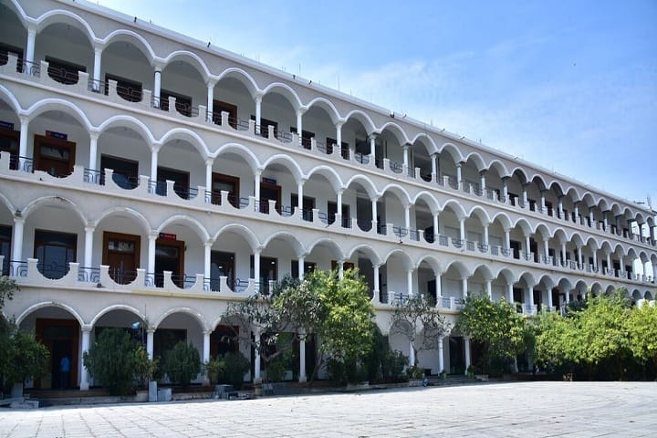 Vignan's Foundation for Science campus in Hyderabad, Telangana, India — photo 1