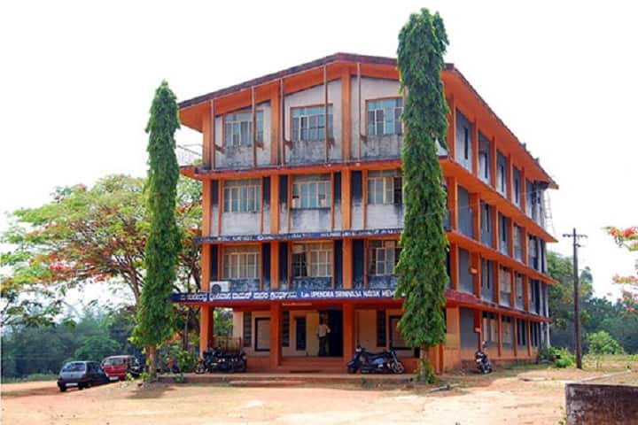 Lal Bahadur Arts Science and SB Solabanna Shetty Commerce College campus in Shivamogga, Karnataka, India — photo 6