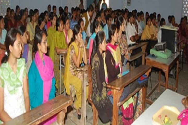 Smt BCJ College of Education campus in Khambhat, Gujarat, India — photo 1