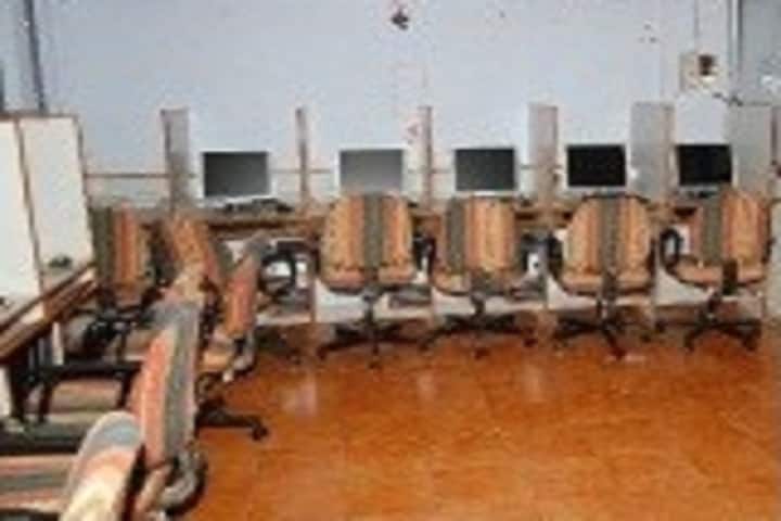 Smt BCJ College of Education campus in Khambhat, Gujarat, India — photo 2