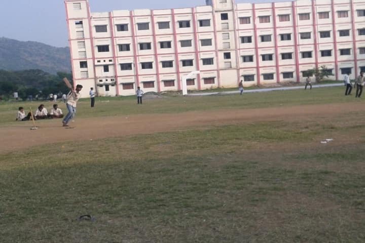 Nova College of Pharmaceutical Education and Research campus in Jupudi, Andhra Pradesh, India — photo 2