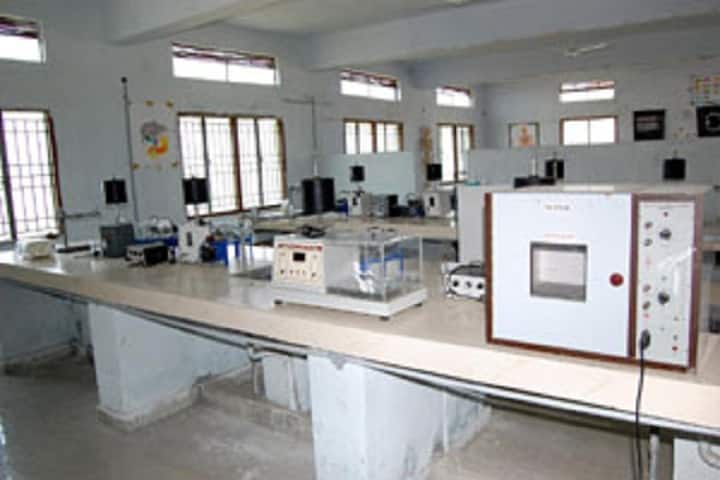 Nova College of Pharmaceutical Education and Research campus in Jupudi, Andhra Pradesh, India — photo 6
