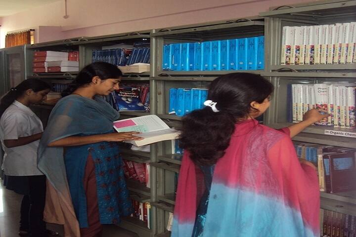 Progressive Education Society's Modern College of Pharmacy for Ladies campus in Pune, Maharashtra, India — photo 5