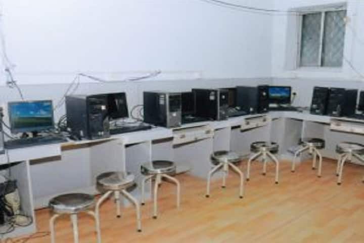 Sri Gavisiddeshwara College of Education campus in Koppal, Karnataka, India — photo 2