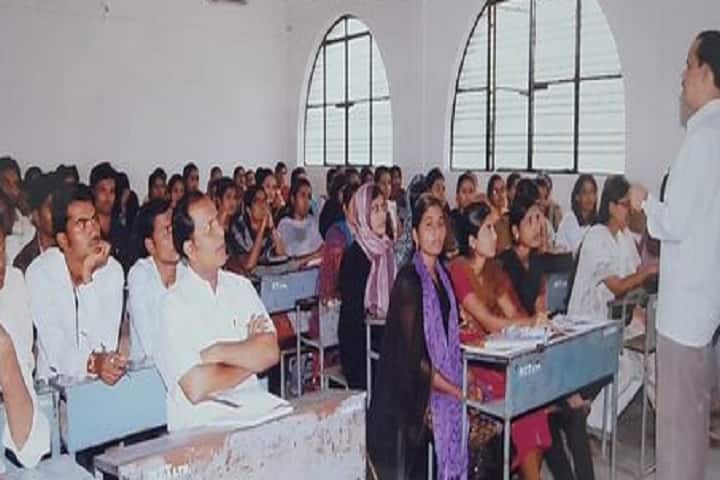 Abhinav College of Education campus in Latur, Maharashtra, India — photo 2