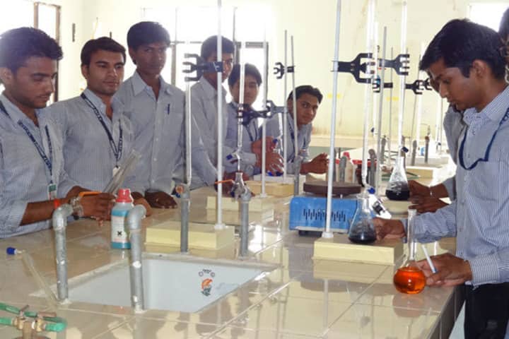 Mahatma Jyoti Rao Phoole University campus in Jaipur, Rajasthan, India — photo 3