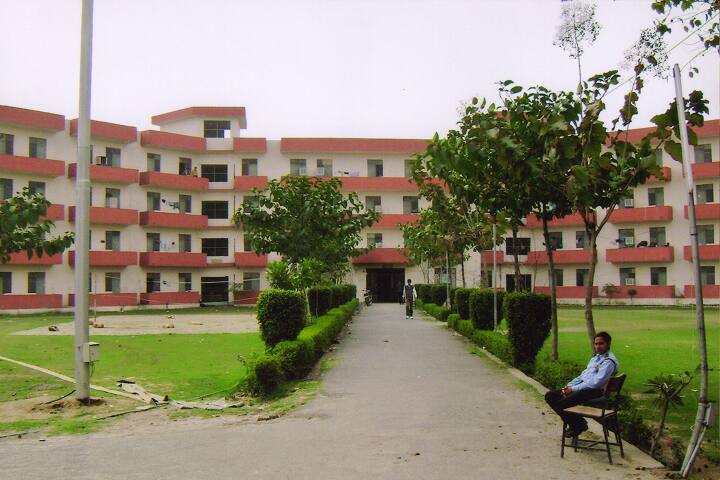 Raj Kumar Goel Institute of Technology Pharmacy campus in Ghaziabad, Uttar Pradesh, India — photo 5
