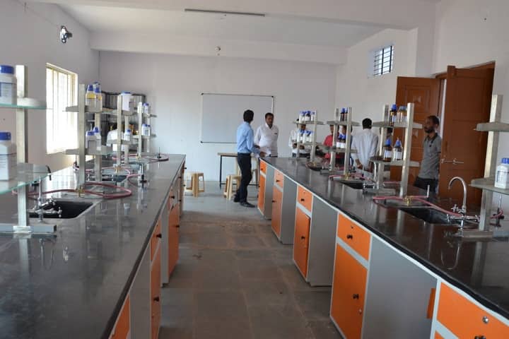 Shenfadu Fakirba Sonawane Institute of Pharmacy campus in Aurangabad, Maharashtra, India — photo 2