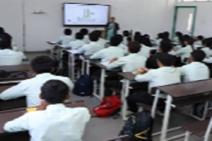 Shree Panchavati Education Society's Institute of Pharmacy campus in Nashik, Maharashtra, India — photo 3
