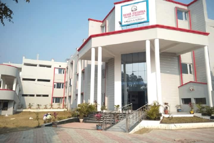 Shree Krishna College of Pharmacy campus in Sitapur, Uttar Pradesh, India — photo 1