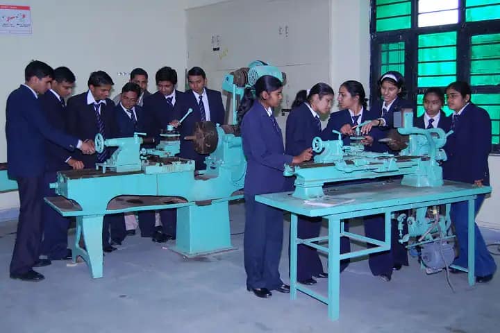 Sat Priya College of Education campus in Rohtak, Haryana, India — photo 6