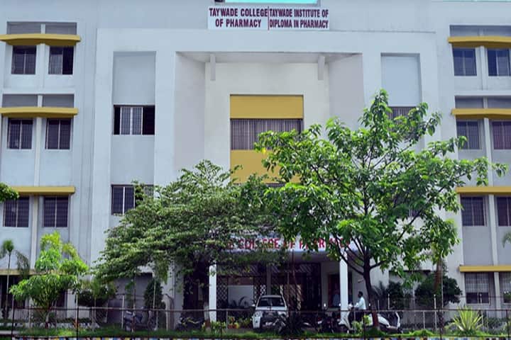 Taywade Institute of Diploma in Pharmacy campus in Nagpur, Maharashtra, India — photo 1
