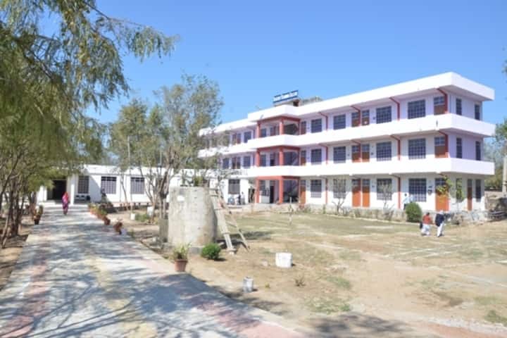 Shikshak Prashikshan Mahavidyalaya campus in Alwar, Rajasthan, India — photo 2