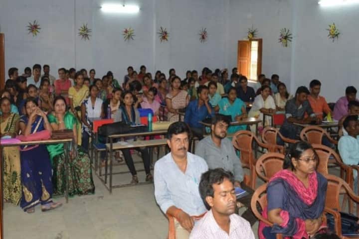 Ram Jaipal College campus in Chhapra, Bihar, India — photo 2