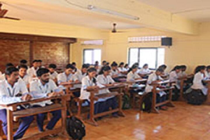 Shre Pushpasen Sawant College of Diploma in Pharmacy campus in Sindhudurg, Maharashtra, India — photo 1